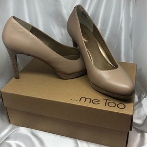 Women platform taupe shoe